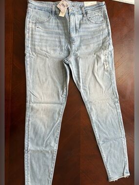New American Eagle Outfitters Light Blue Stretch Jeans size 18